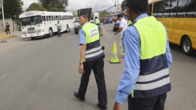 Las inspecciones de las autoridades policiales son constantes en las entradas de la capital.