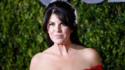 Monica Lewinsky sostuvo una relación íntima con Bill Clinton que llevó al expresidente a enfrentar un juicio político en EEUU.