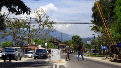 Los vecinos de la Fesitranh lamentan los trabajos de alcantarillado sanitario.