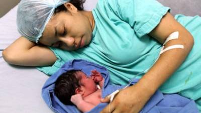 Lucely Gisel Arteaga Estrada dio a luz este lunes en el Hospital General de Torreón. Foto tomada de www.milenio.com