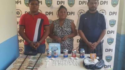 Los tres detenidos fueron presentados por la Policía.