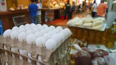 Consumo. Un negocio de huevos en mercado Dandy.