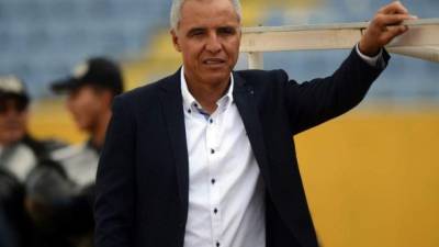 Tres clubes ha dirigido Alexis Mendoza como técnico titular en América del Sur. Estuvo en Alianza Petrolera y Junior, en Colombia; y en el Independiente del Valle, en Ecuador.
