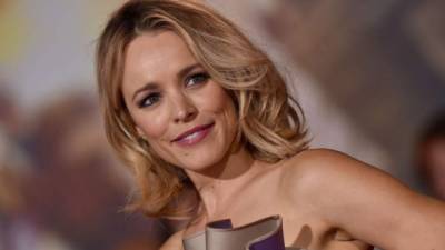 Rachel McAdams tiene 41 años. Entre sus filmes destacan 'Este cuerpo no es mío', 'Chicas pesadas', 'The notebook', 'Cuestión de tiempo', 'Wedding Crashers', 'Sherlock Holmes', 'Vuelo nocturno' y 'The Vow'.