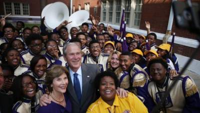 El expresidente George Bush en un evento en Nueva Orleans que conmemora este fin de semana los diez años del paso del huracán Katrina por esa ciudad.