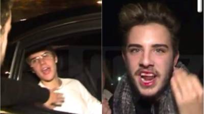 Justin Bieber no andaba nada permisivo y reaccionó molesto ante un fan que lo tocó.