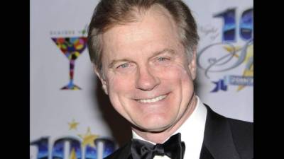 El actor Stephen Collins