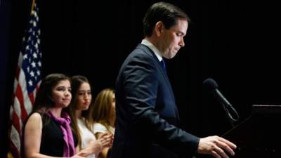 Rubio renunció a su candidatura a la Casa Blanca tras sufrir una humillante derrota en su estado, donde Trump salió victorioso.