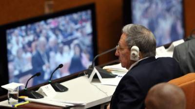 El presidente de Cuba, Raúl Castro, asiste hoy, miércoles 18 de abril de 2018, en La Habana (Cuba). EFE