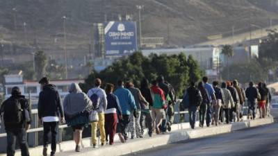 Más de 3,200 centroamericanos, en su mayoría hondureños, han llegado a Tijuana.