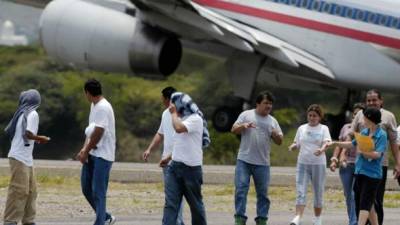 Imagen de hondureños deportados desde los Estados Unidos de América. Foto de archivo.