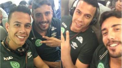 El defensor Alan Ruschel (a la derecha en ambas imágenes) y el portero Danilo Padilha, colgaron un video en Snapchat antes de despegar.