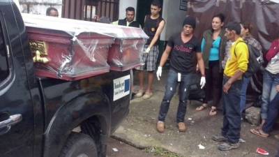 Los cuerpos sin vida de las víctimas fueron entregados ayer a los familiares entre el llanto y el dolor. El desconsuelo se apoderó de los afectados.