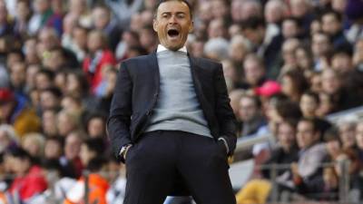 El entrenador del FC Barcelona, Luis Enrique, durante el partido ante la Real Sociedad. Foto EFE