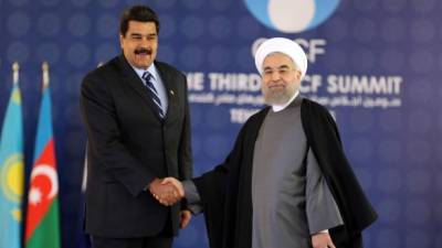 Maduro junto al presidente iraní Hassan Rouhani.