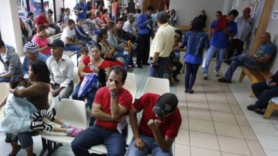 La sala de pediatría del Hospital Escuela cada día está más abarrotada; se ha pedido apoyo al Hospital San Felipe ante la falta de espacio.