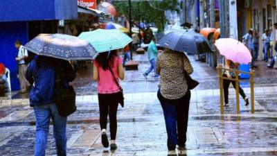 Según informó el personal de Copeco la duración de las lluvias y chubascos será de 48 horas.