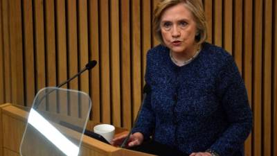 Hillary Clinton salió en defensa de su esposo por las críticas surgidas en su contra tras el movimiento #Me Too./EFE.