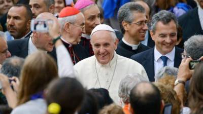 El Papa sigue defendiendo su política a favor de los pobres.