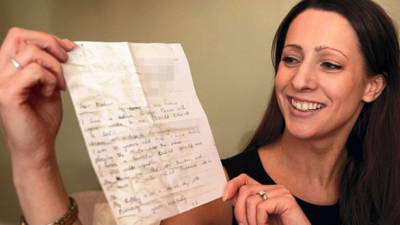 Zoe que ahora tiene 33 años se mostró emocionada por la respuesta de su carta.