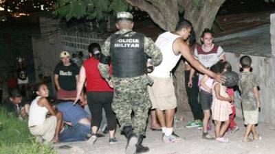 Después del violento hecho fue detenido un joven al que investigan su posible participación.