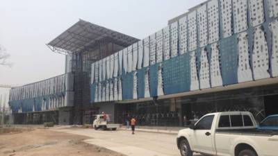 Se espera que el nuevo centro comercial esté listo el próximo mes.