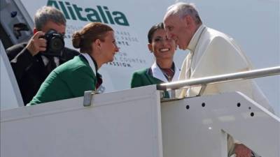 La primera visita de un pontífice a Asia desde 1989, cuando Juan Pablo II celebró una gira a Extremo Oriente y Mauricio, se celebra en un momento particularmente difícil por los varios conflictos que azotan a Oriente Próximo.