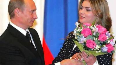 La prensa amarilla ha informado en numerosas ocasiones sobre una posible relación sentimental entre Putin y Kabaeva.