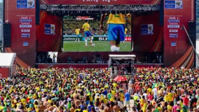 Los Fan Fest son escenarios en donde se pueden ver los partidos del Mundial, además organizan conciertos.