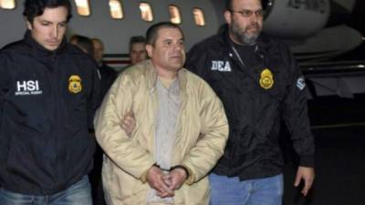 El Chapo Guzmán cumple una sentencia de cadena perpetua en una prisión de máxima seguridad en Colorado.