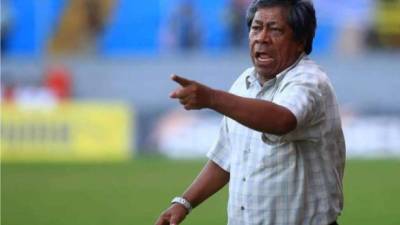 Maradiaga no pudo destacar con la selecciómn salvadoreña.