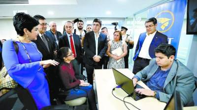 El presidente Juan Orlando Hernández participó en el lanzamiento de la plataforma.