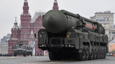 Rusia mantiene su amenaza nuclear con el despliegue de sus nuevos y poderosos misiles intercontinentales.