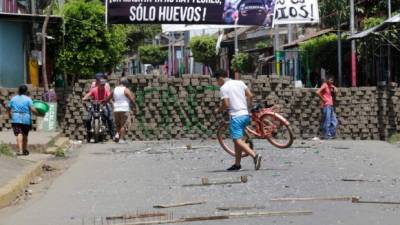 El gobierno rechaza los señalamientos de uso excesivo de la fuerza contra las protestas y de violación de derechos humanos. AFP