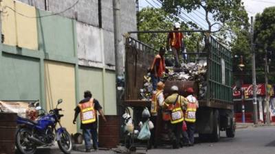 La recolección de basura es un grave problema en San Pedro Sula.