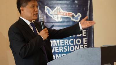 Guo Yinghui, representante de la Cámara de Comercio Internacional China, en el lanzamiento de ayer.