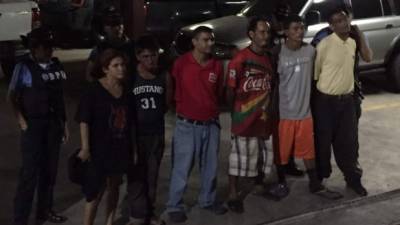 La Dirección Policial de Investigaciones (DPI) los capturó en el barrio Medina de San Pedro Sula.