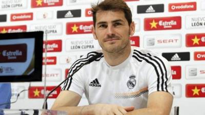 Iker Casillas habló ante los medios.