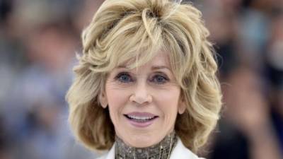 La actriz Jane Fonda está convencida de que las mujeres que son adictas a la cirugía plástica.