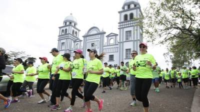 En la maratón participaron dos mil personas.