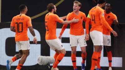 La selección de Holanda le empató a los alemanes y clasificaron a la siguiente ronda de la Uefa Nations League. FOTO EFE.