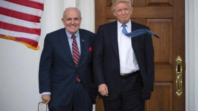 El exalcalde de Nueva York Rudy Giulian y el presidente de EEUU, Donald Trump. AFP/Archivo