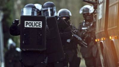Las fuerzas de seguridad francesa permanecen en alerta ante la 'inminente' amenaza yihadista.