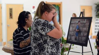 Familiares de James Foley lamentaron la muerte del periodista, a quien rindieron homenajes ayer.