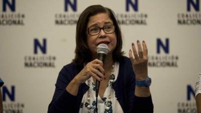 En la imagen, Violeta Granera, miembro del partido de Unidad Nacional Azul y Blanco (UNAB). EFE/Jorge Torres/Archivo