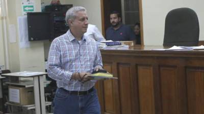 Zelaya fue presentado en audiencia preliminar ante el Juzgado del Circuito Anticorrupción.