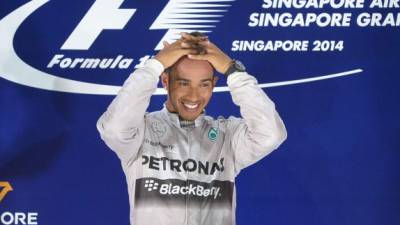 Lewis Hamilton gana el Gran Premio de Singapur de Fórmula 1.