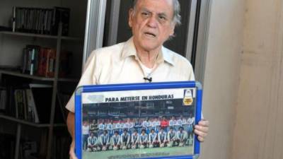 José de la Paz Herrera, Chelato Uclés, es el único técnico nacional que ha llevado a la Selección de Honduras a un mundial.