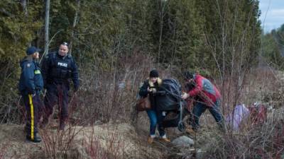 El cruce de inmigrantes en la frontera de EEUU y Canadá se ha multiplicado en los últimos meses.