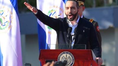 El presidente Nayib Bukele hizo un llamado al pueblo salvadoreño a mantener la calma ante los hechos registrados en la Asamblea Legislativa. Fotos: AFP